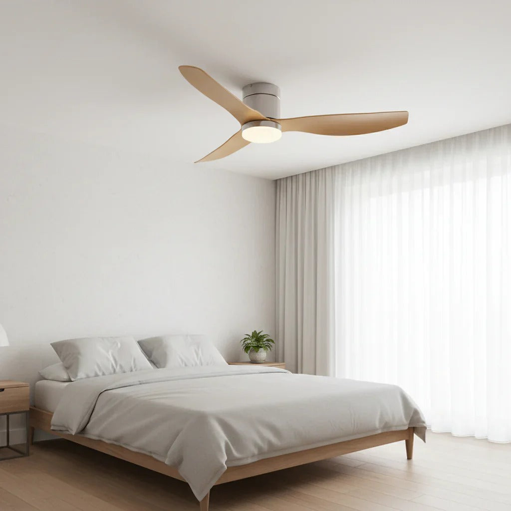 Helios - Ventilateur de plafond LED | Argent et bois clair